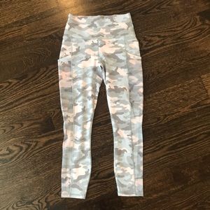 Fabletics Mila Pocket Capri XXS